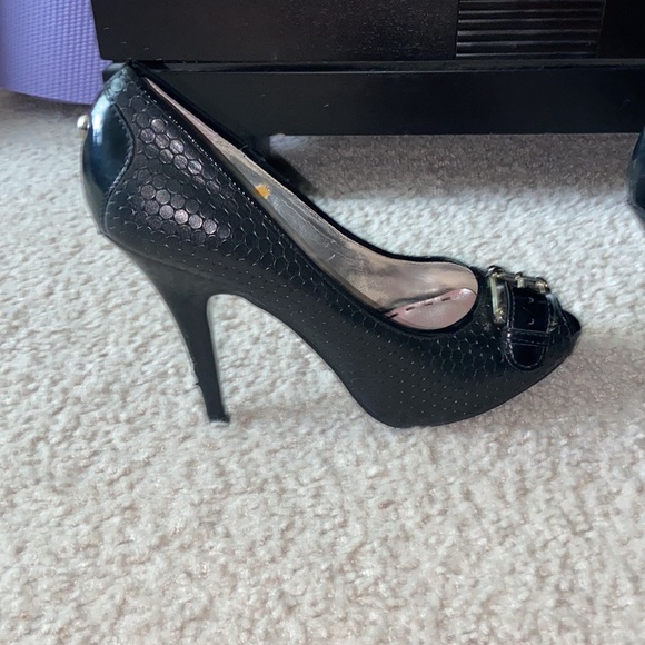 Gianni Bini heels - Picture 9 of 12